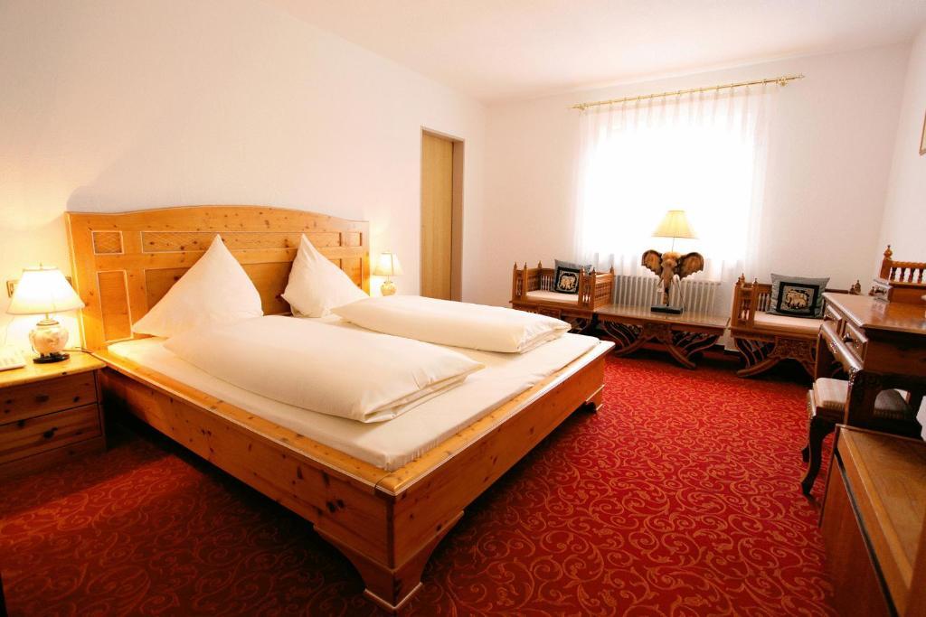 Hotel Pfauen Umkirch Eksteriør billede